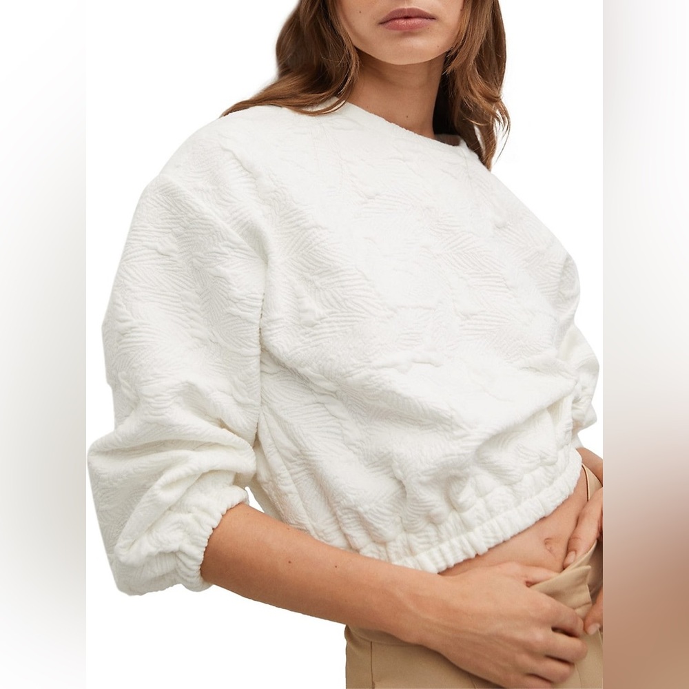 Mango Embossed Cropped Boxy Relaxed Fit Crewneck White Sweatshirt Fleece Sweater